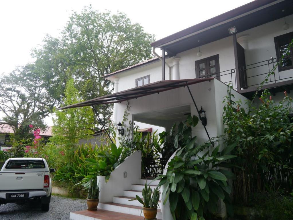 Basaga Holiday Residences Kuching Exterior foto