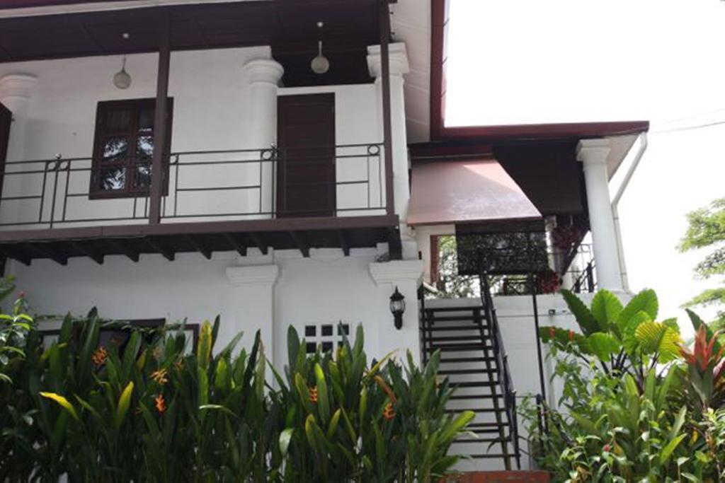 Basaga Holiday Residences Kuching Exterior foto